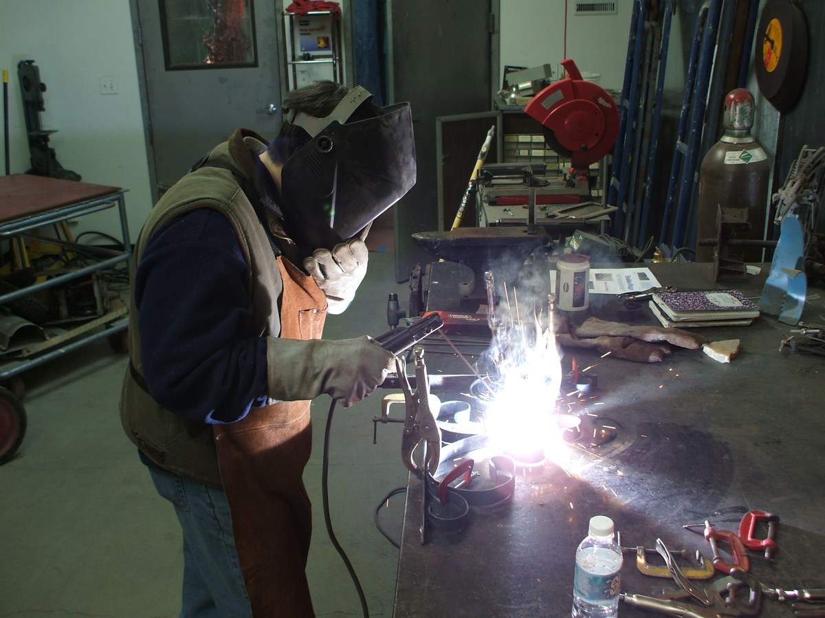 welding station