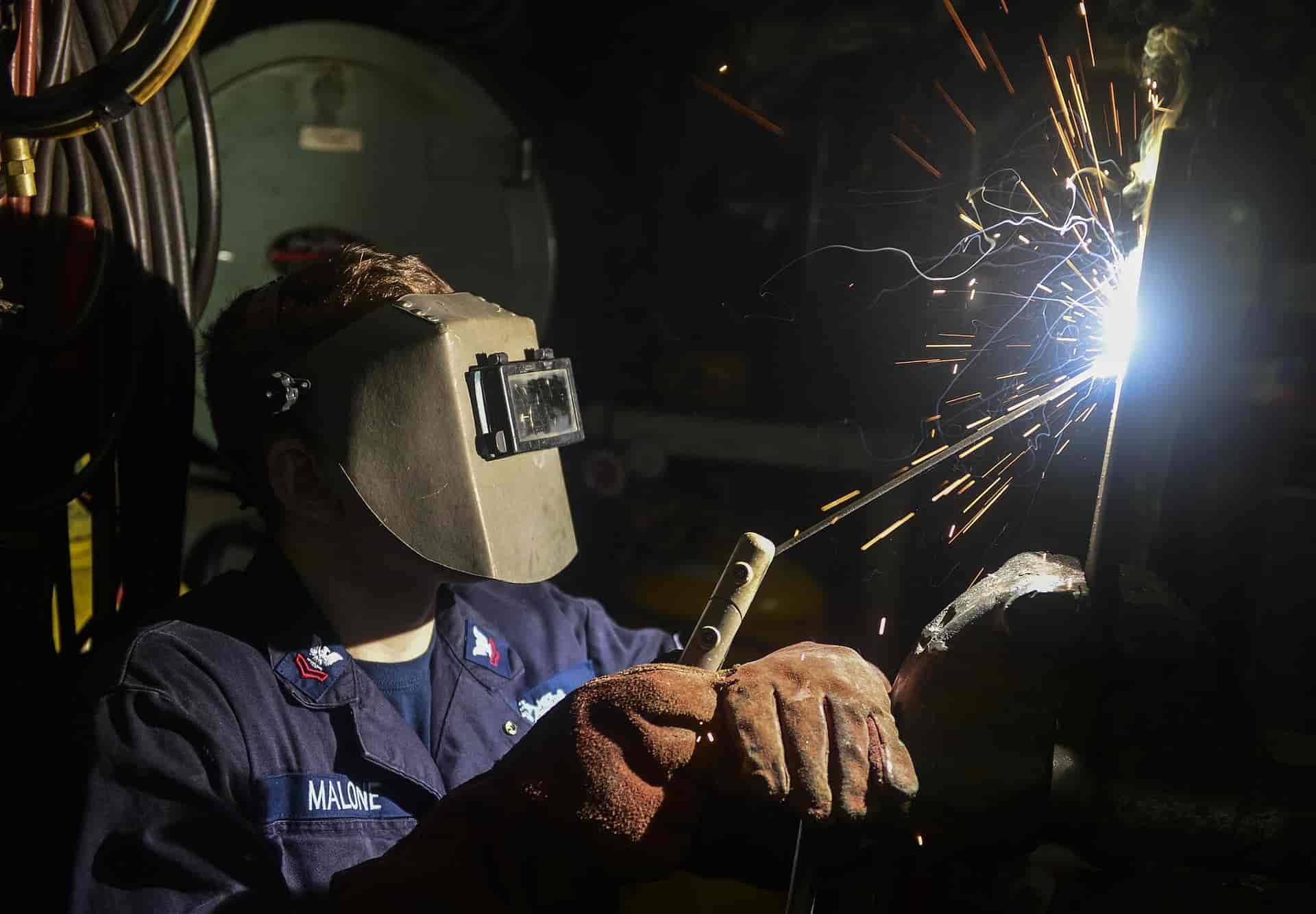 Schweißer bei der Arbeit