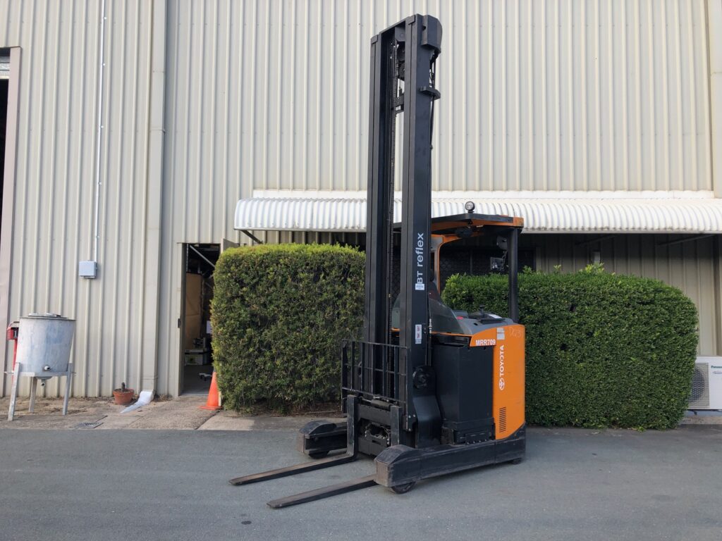 lift truck in front of the warehouse