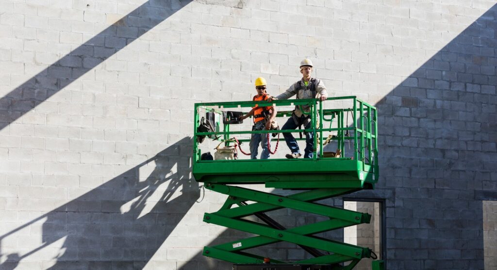 scissor lift service technicians