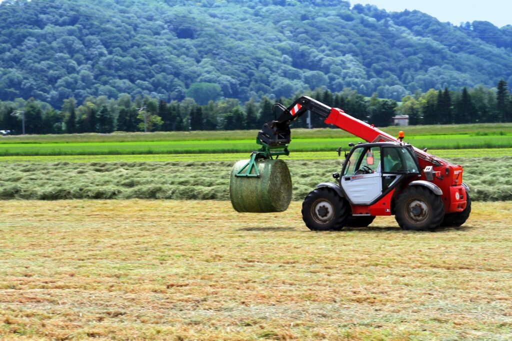 telehandler in agriculture